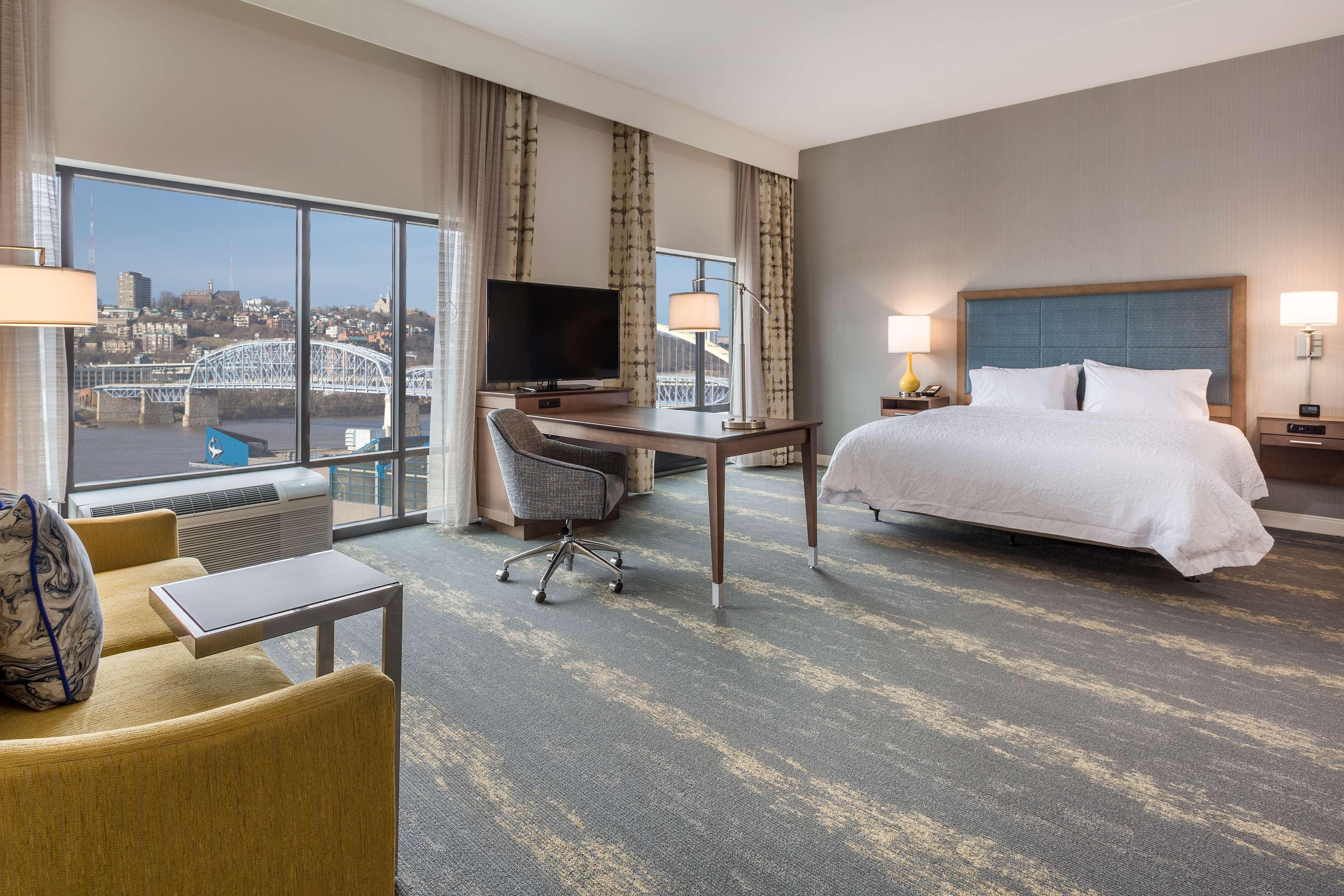 Hampton Inn & Suites Newport/Cincinnati, Ky Екстер'єр фото