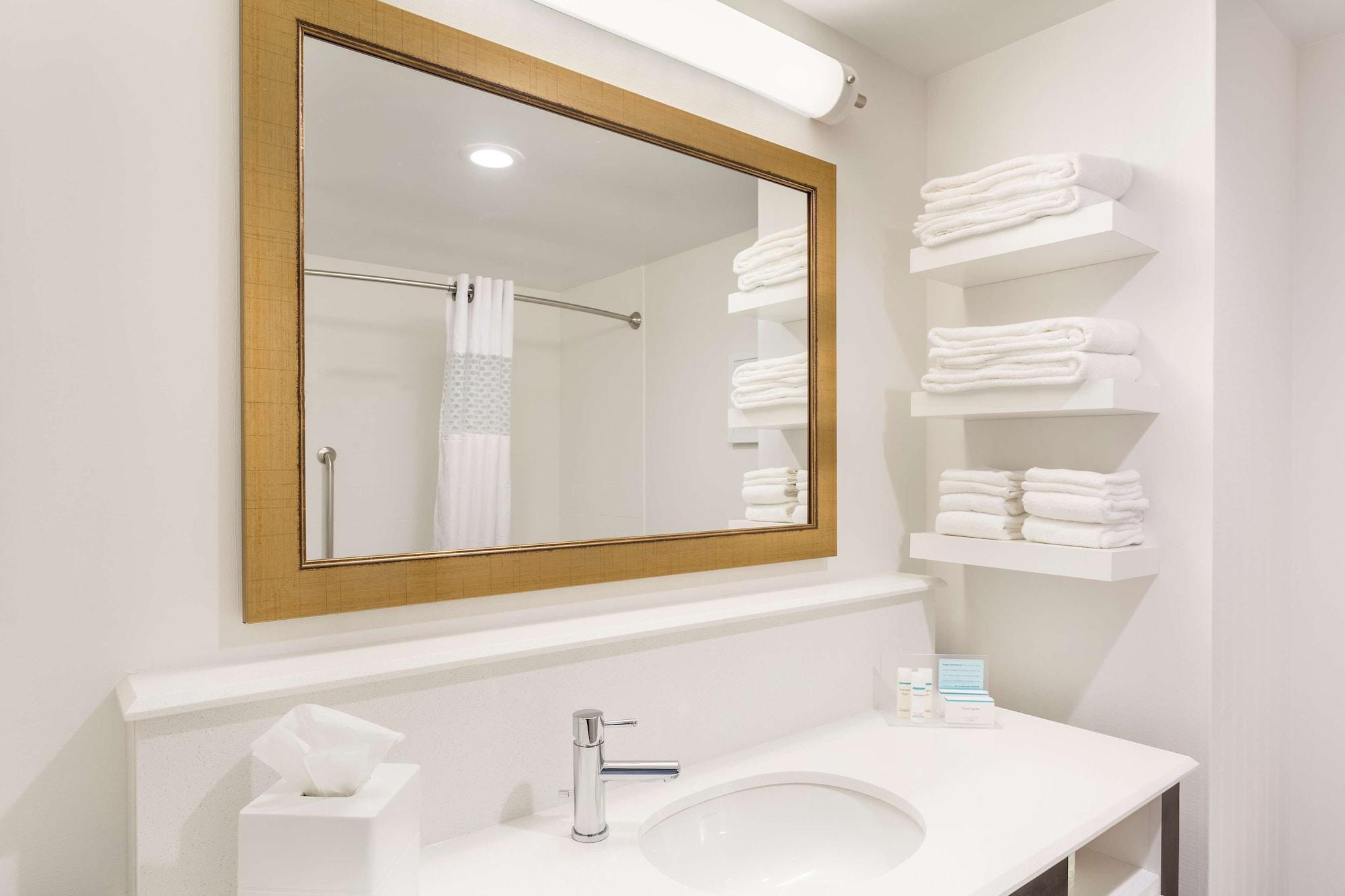 Hampton Inn & Suites Newport/Cincinnati, Ky Екстер'єр фото