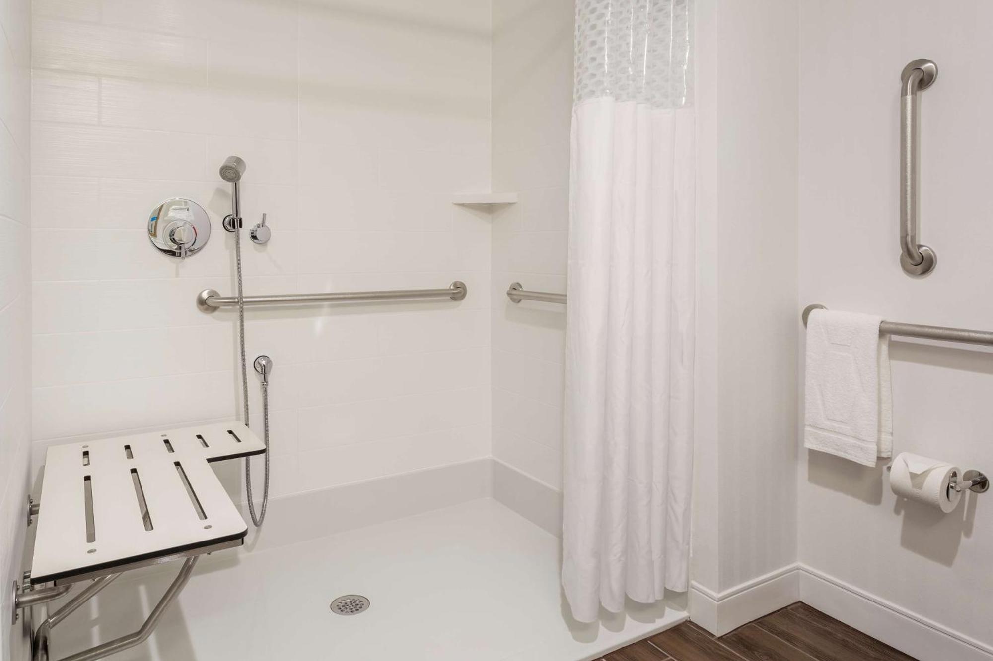 Hampton Inn & Suites Newport/Cincinnati, Ky Екстер'єр фото