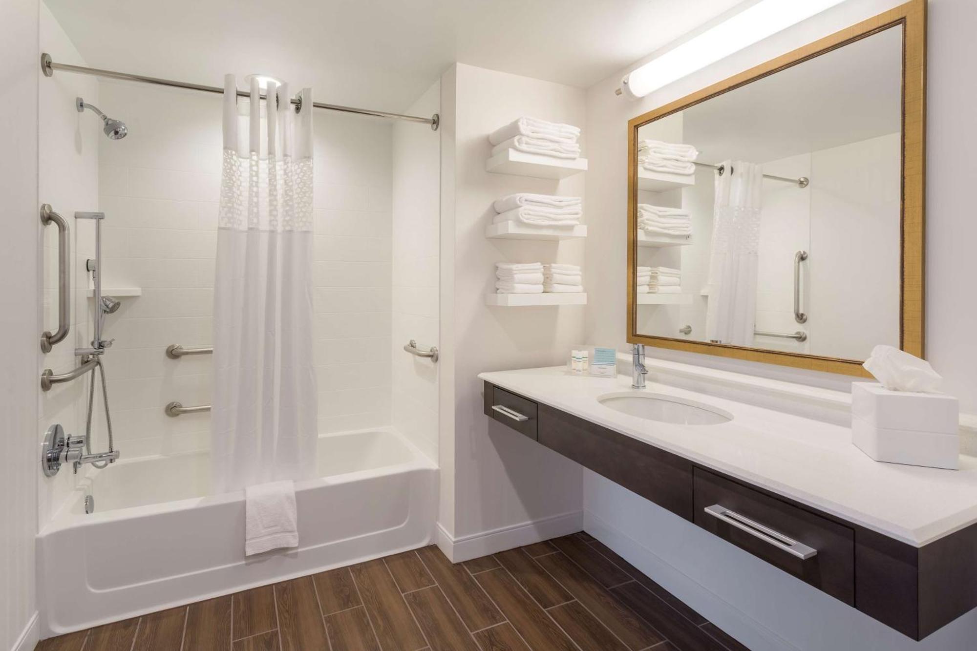 Hampton Inn & Suites Newport/Cincinnati, Ky Екстер'єр фото